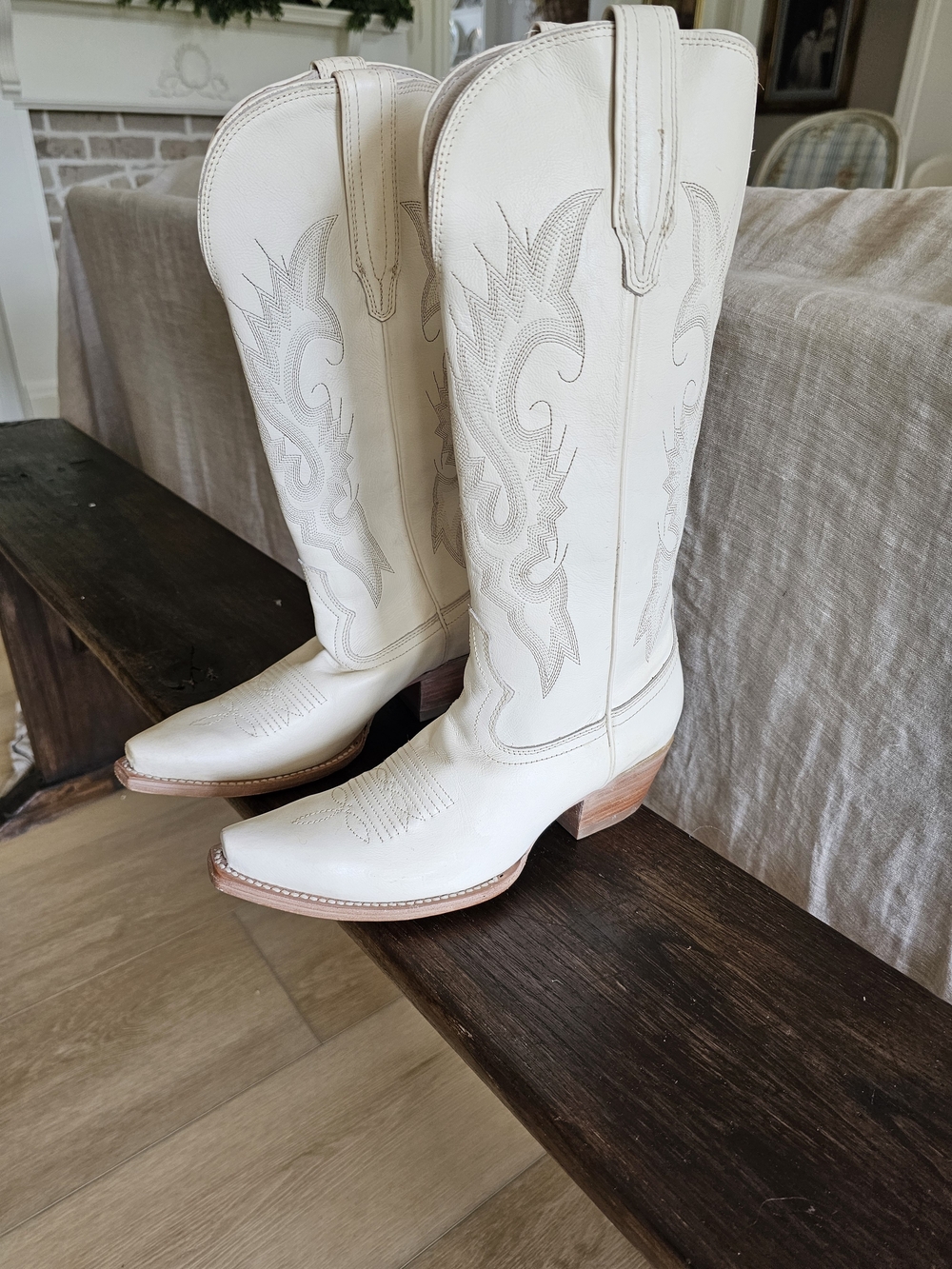 Excellent Freebird Woodland Ivory Cream White Embroidered Western Cowboy Boots 8 - Picture 2 of 7